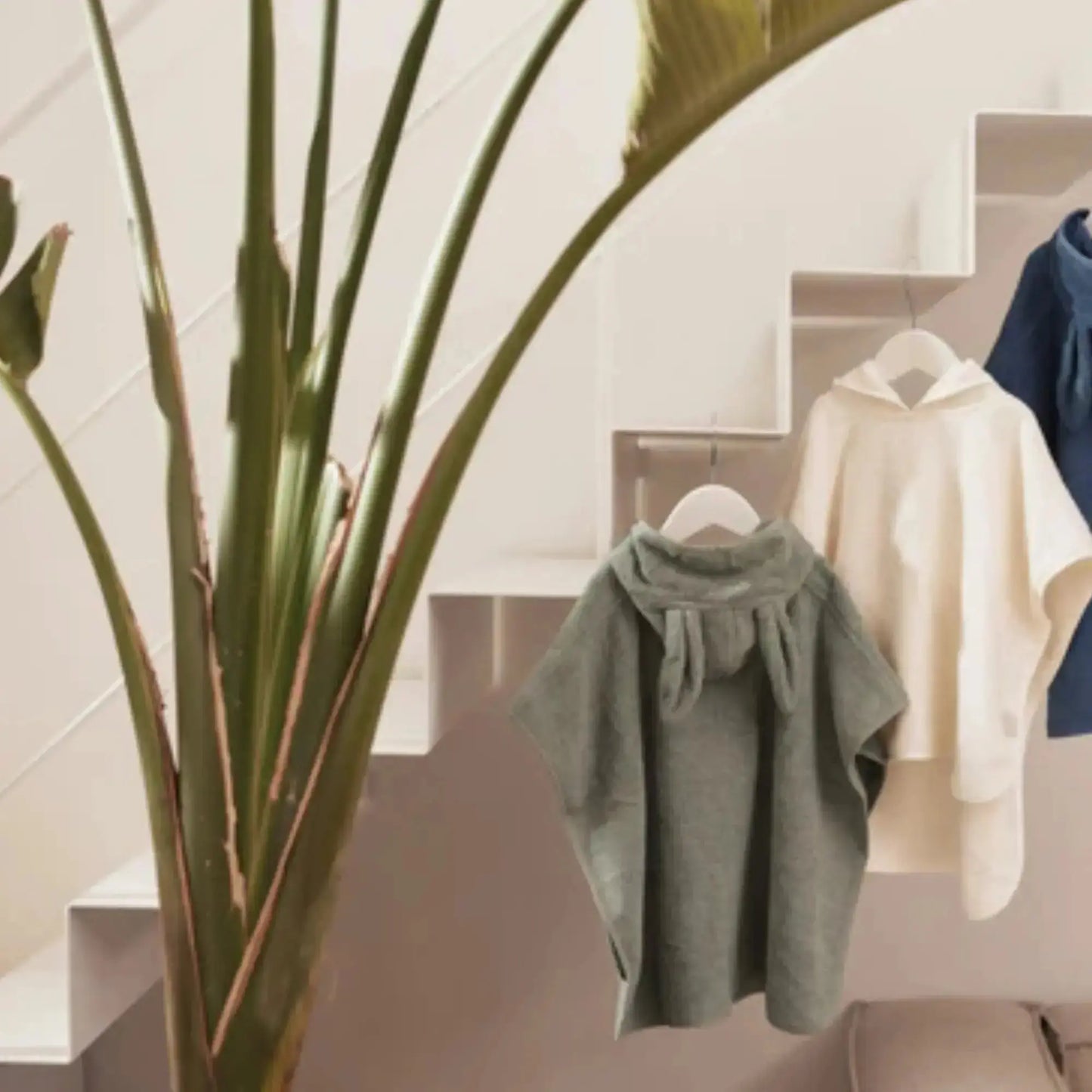 Poncho en éponge / Ash Green Jollein