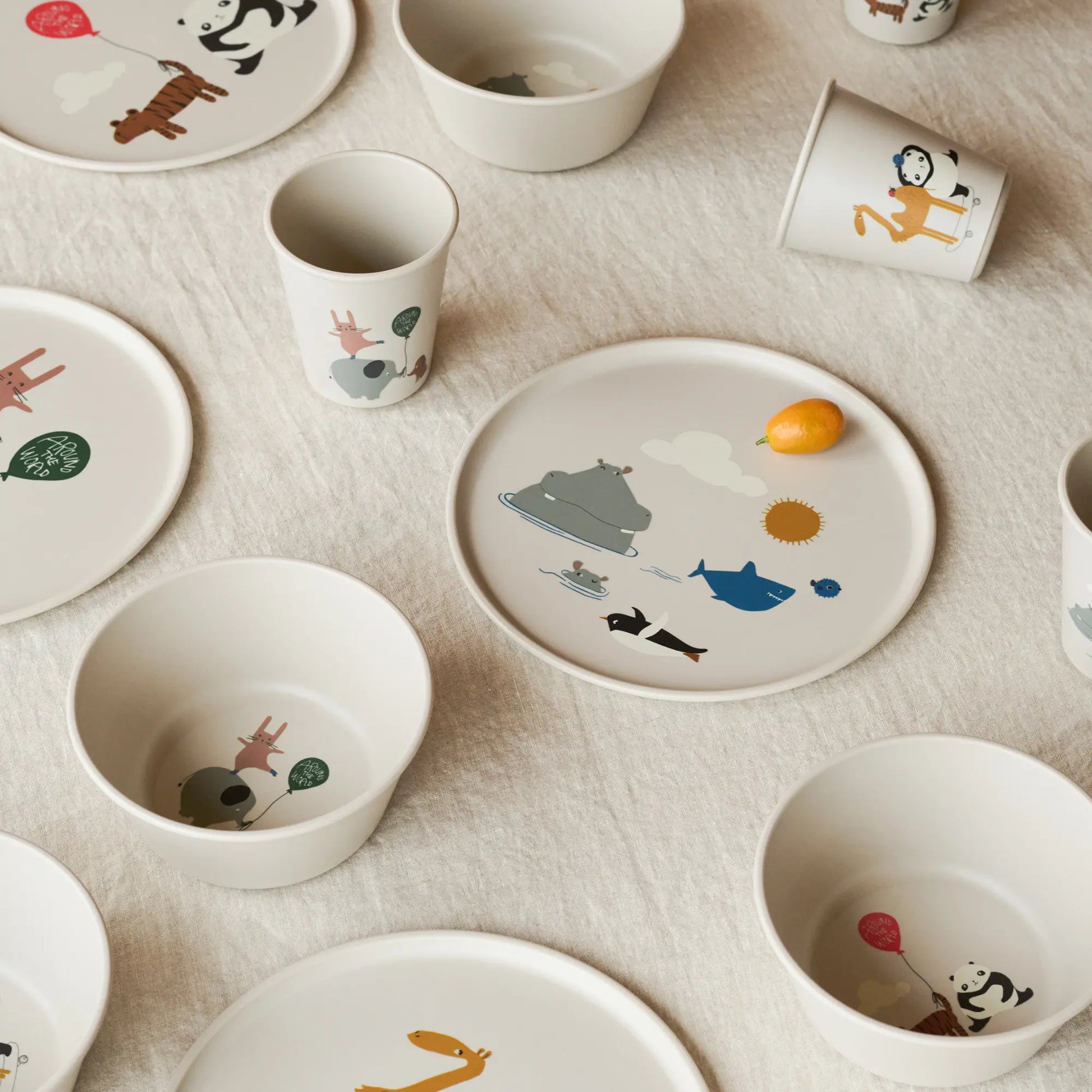 Assiettes plate Remco / Around the World Liewood