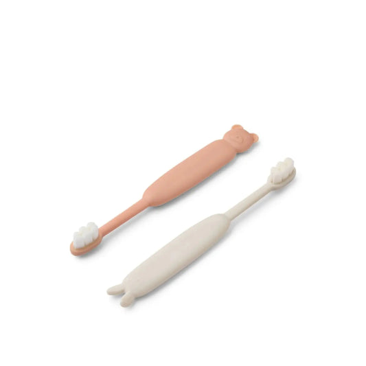 Brosse à dents / Fabio Liewood