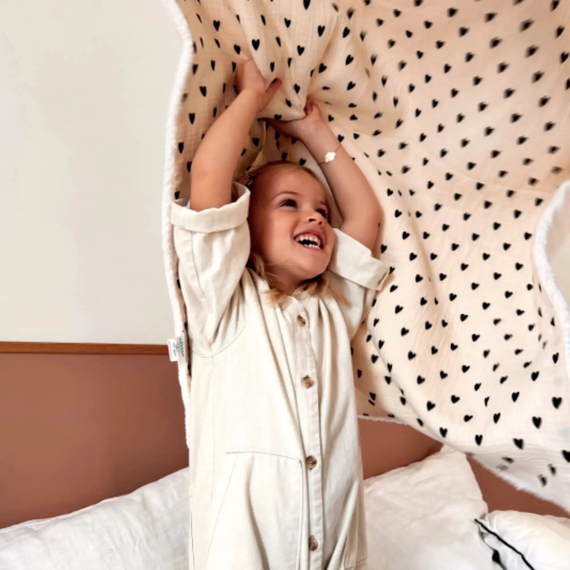 Couverture Pilou / Grands Carreaux Atelier Wagram