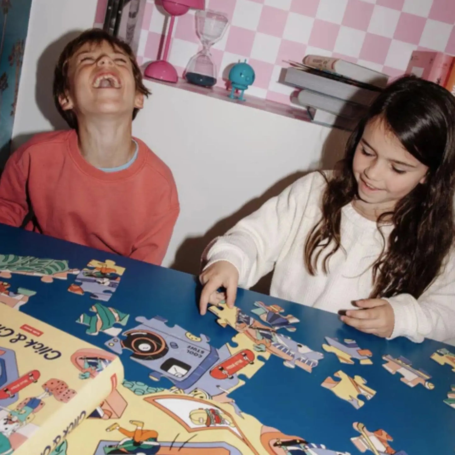 Puzzle / Click & Chill Hello Hossy