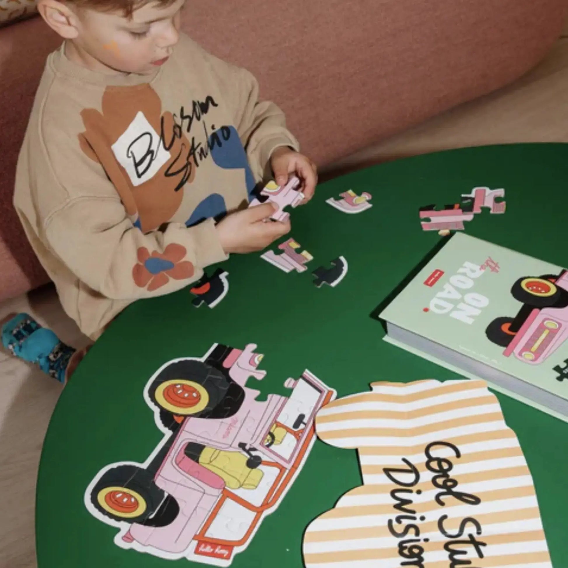 Puzzle / On the Road Hello Hossy