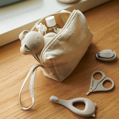 Trousse de soins / Calista Liewood
